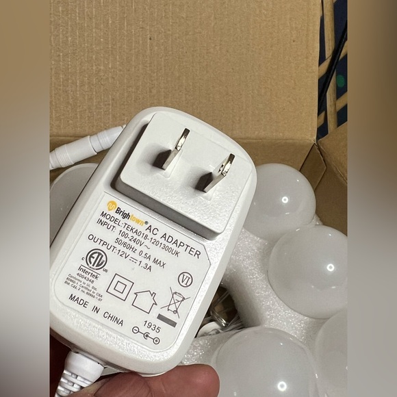 Hollywood Vanity Mirror Lights - Picture 5 of 5